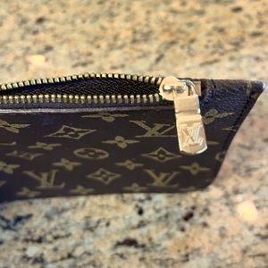 Louis Vuitton clutch